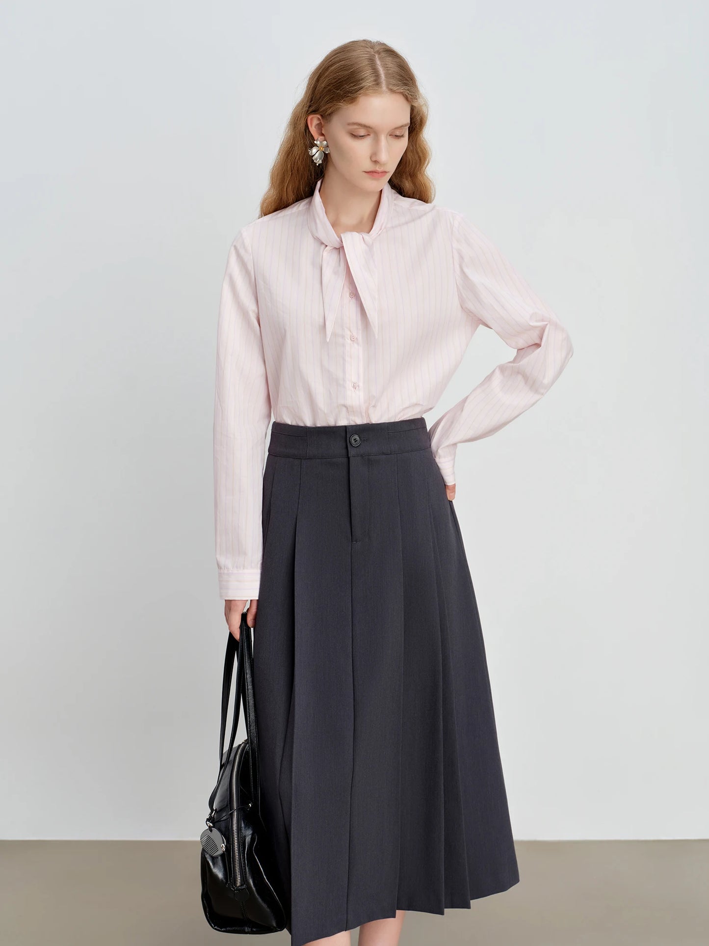 ZIQIAO Women's Pink Striped Cotton Shirt with Bunny Ear Tie Spring 2026 New Korean Style Long-Sleeved Top Age-reducing