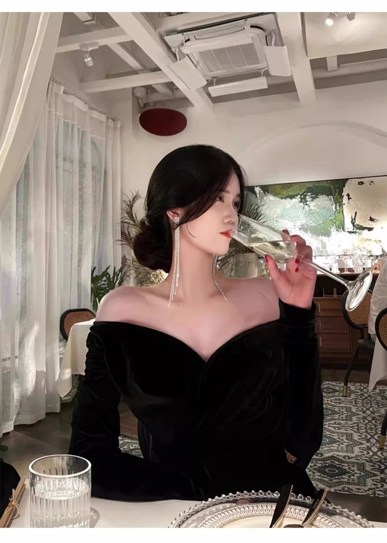 Lautaro Spring Long Sexy Black Stretchy Fitted Birthday Party Evening Dresses for Women Luxury Elegant Off the Shoulder Clothing