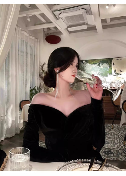 Lautaro Spring Long Sexy Black Stretchy Fitted Birthday Party Evening Dresses for Women Luxury Elegant Off the Shoulder Clothing