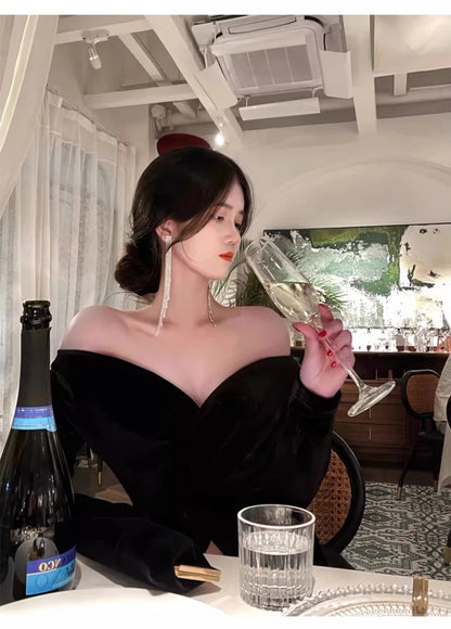 Lautaro Spring Long Sexy Black Stretchy Fitted Birthday Party Evening Dresses for Women Luxury Elegant Off the Shoulder Clothing