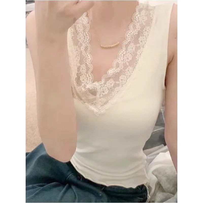 Spring Autumn Women's Slim Fit Lace Trim V-Ne Strap Vest Top Svel Inner Wear Base Layer Sweet Sle Elastic Fiber