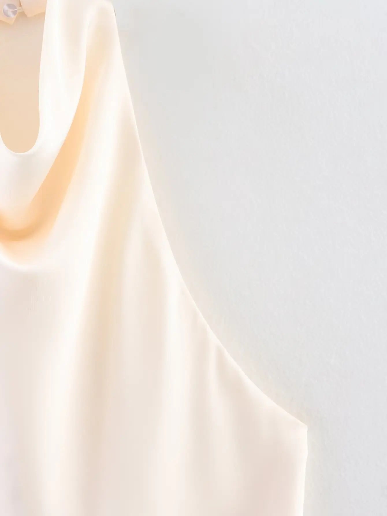 HH Spring Elegant Women Satin Halter Tops 2026 Summer Backless Off Shoulder Corset Vest Female Fashion Slim Crop Tank Top