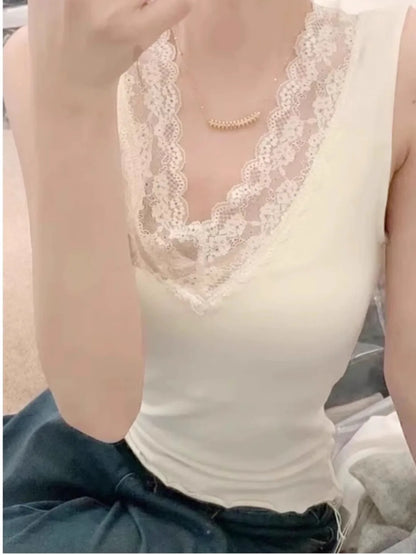 Spring Autumn Women's Slim Fit Lace Trim V-Ne Strap Vest Top Svel Inner Wear Base Layer Sweet Sle Elastic Fiber