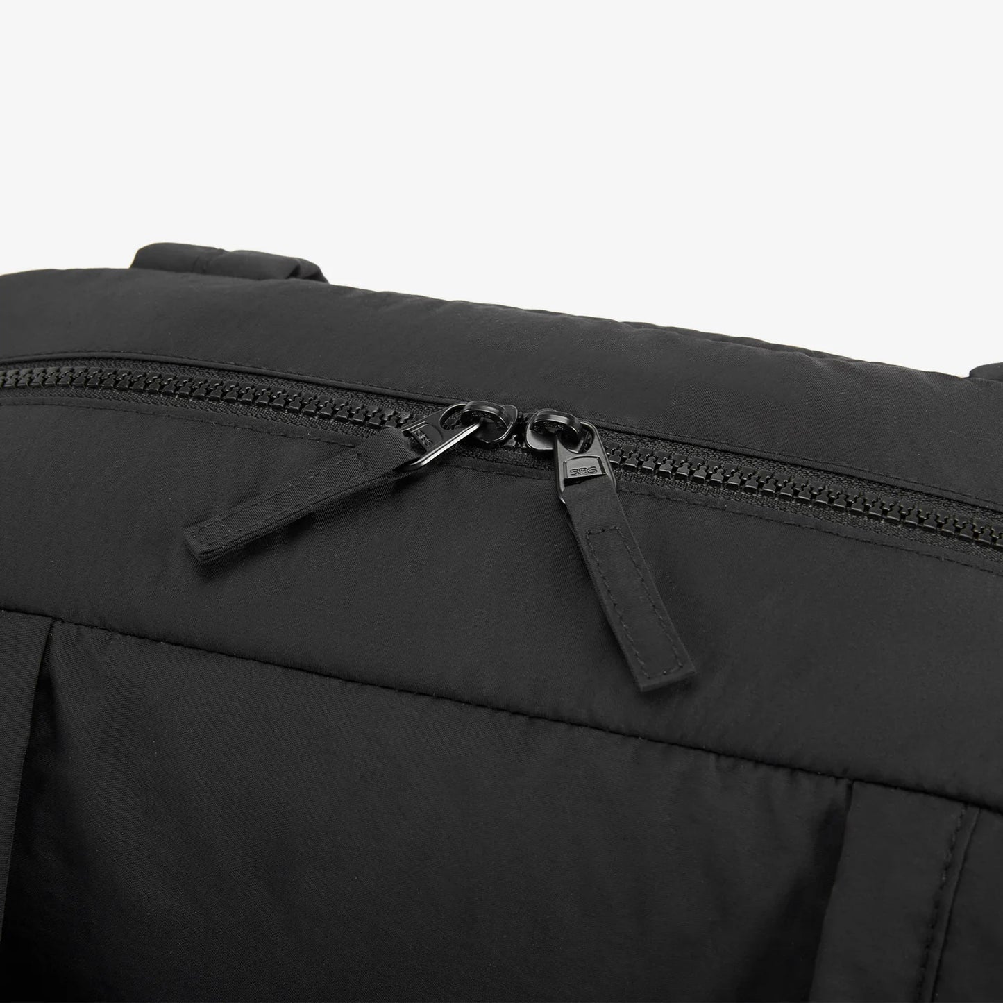 BAGSMART Women's Travel Duffel Bag Gym Bag with Wet Pocket Carry On Waterproof Weekender Boston Bag for Airport Cabin